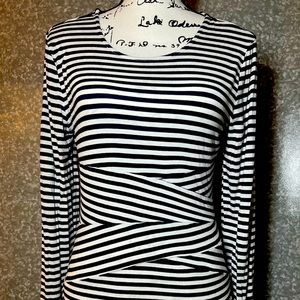 Navy/white striped fitted top